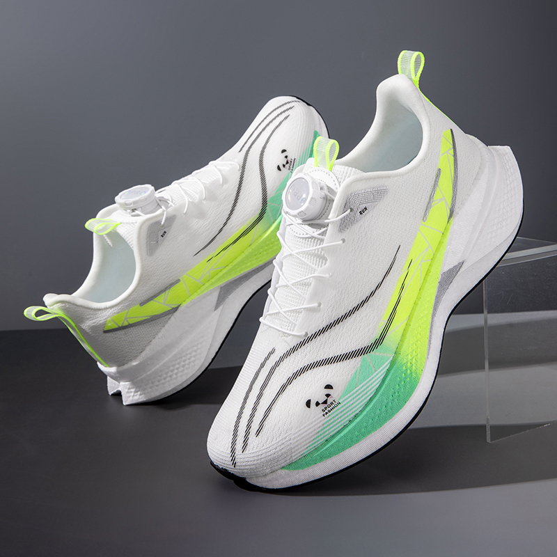 카본 플레이트 러닝화 초경량 부드럽고 통기성 좋은 메쉬 - Ultragear Running 리뷰 및 가격